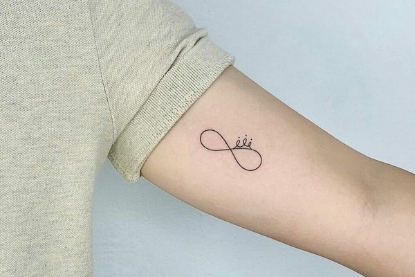 10-Best-Infinity-Tattoo-With-Names-Ideas-You-Have-To