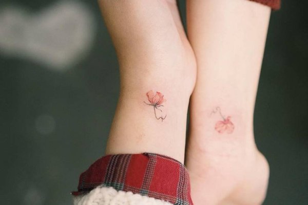 1615937768_32-p-parnie-mini-tatu-dlya-podrug-35.jpg