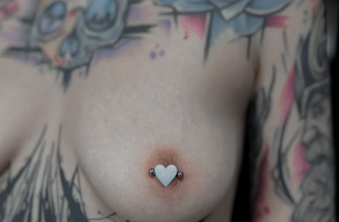 Piercing bradavek