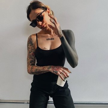 294fb2db9e9625d94d0b63a903a09303