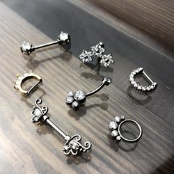 Jak vybrat šperk pro piercing