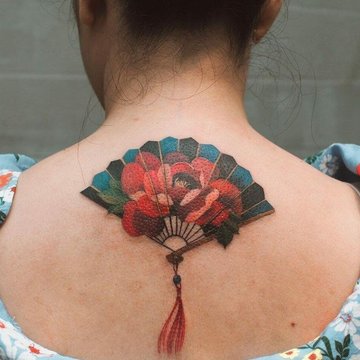 Gentle-Flower-Japanese-Fan-Tattoo-1-1024x1024