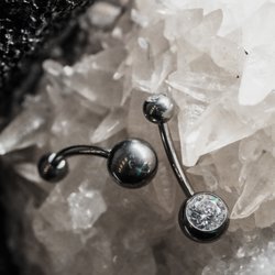 Titanové šperky na piercing