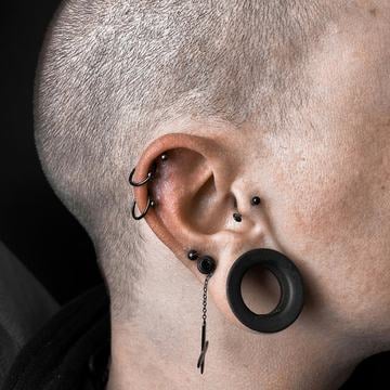 Péče o piercing