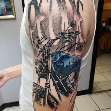 Moto tetování s motivem motocyklu