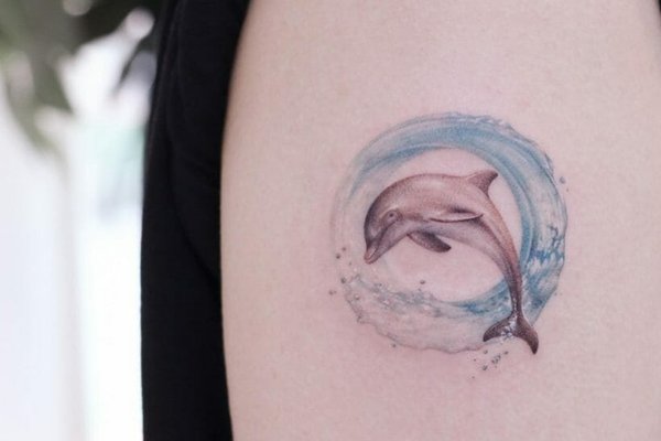 Simple-Dolphin-Tattoo-819x1024