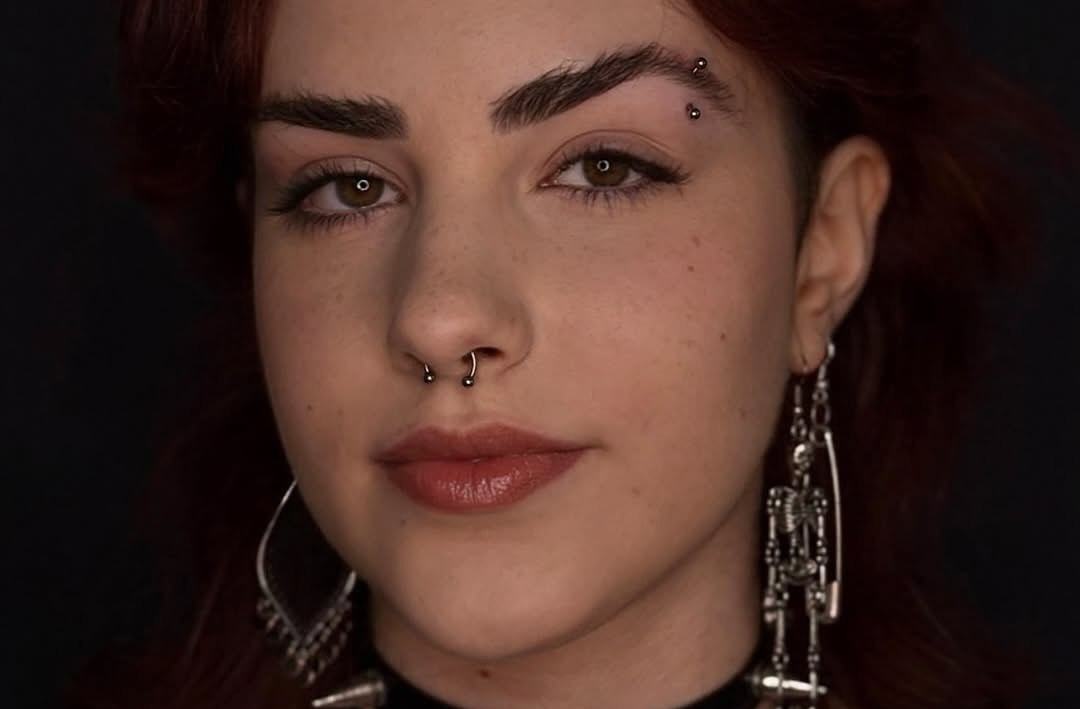 Piercing obočí