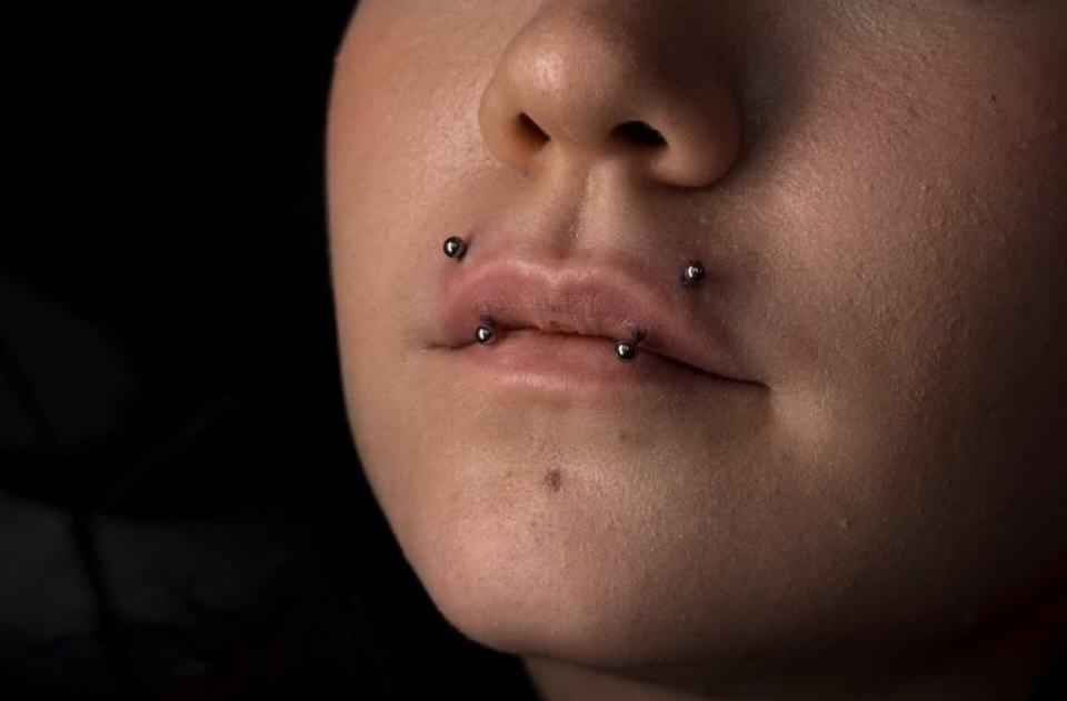 Piercing rtů