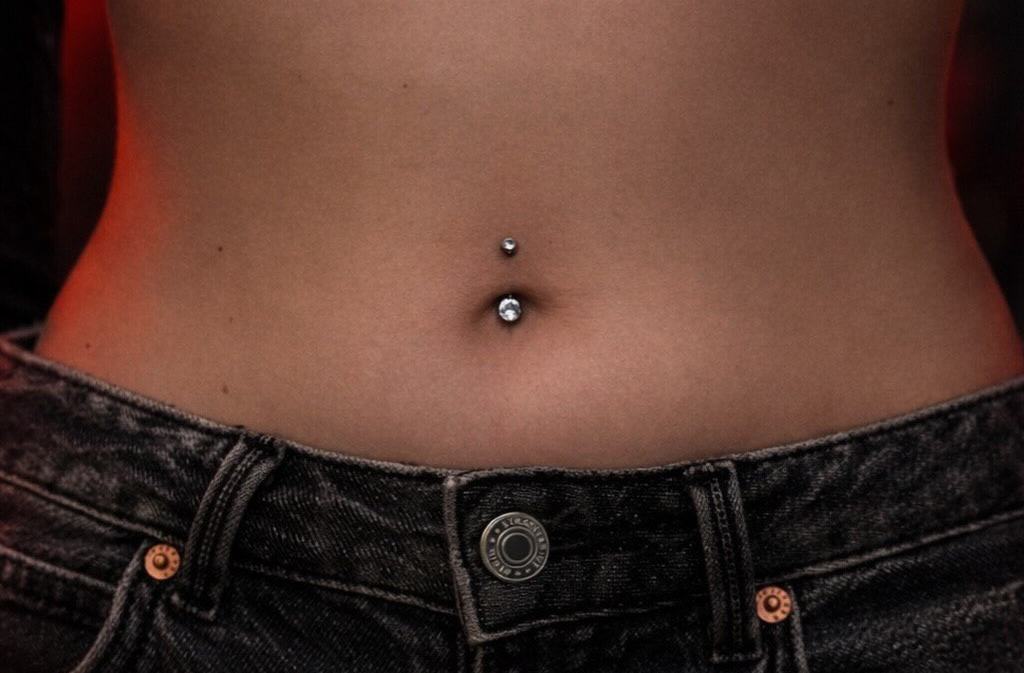 Piercing pupíku