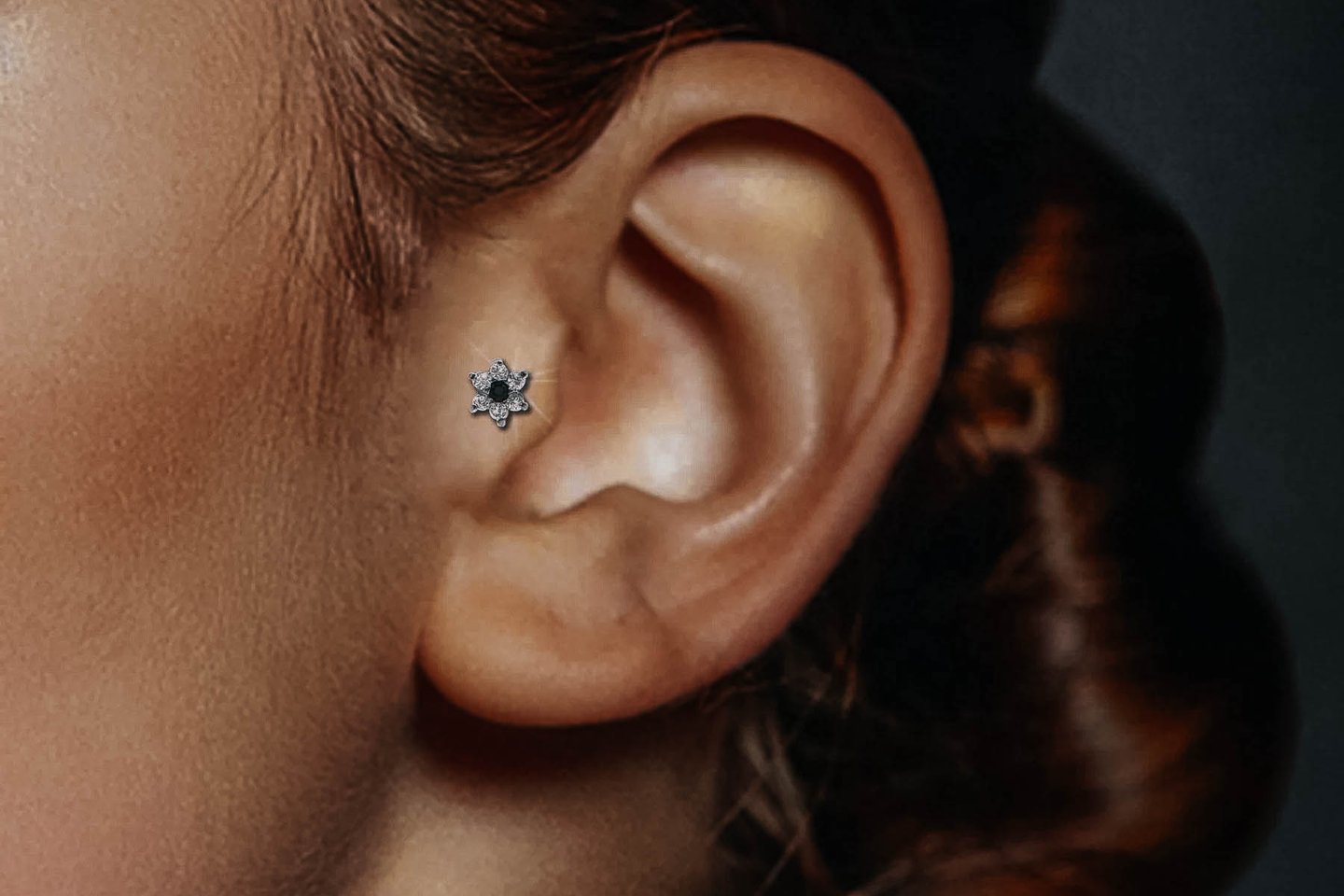tragus-jewelry-piercing-white-gold-flower-jewel-girl